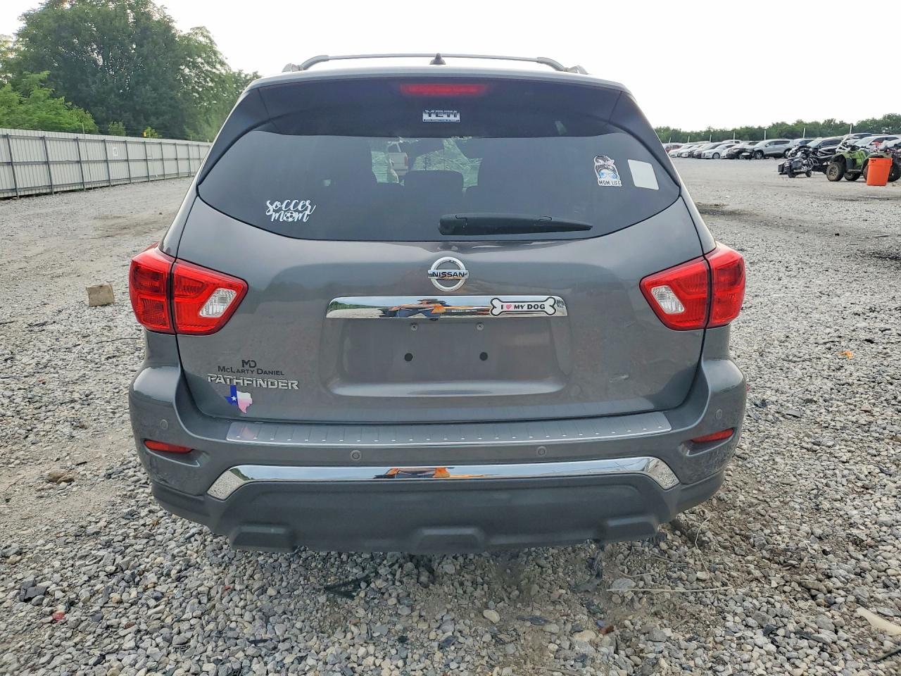 2018 NISSAN PATHFINDER