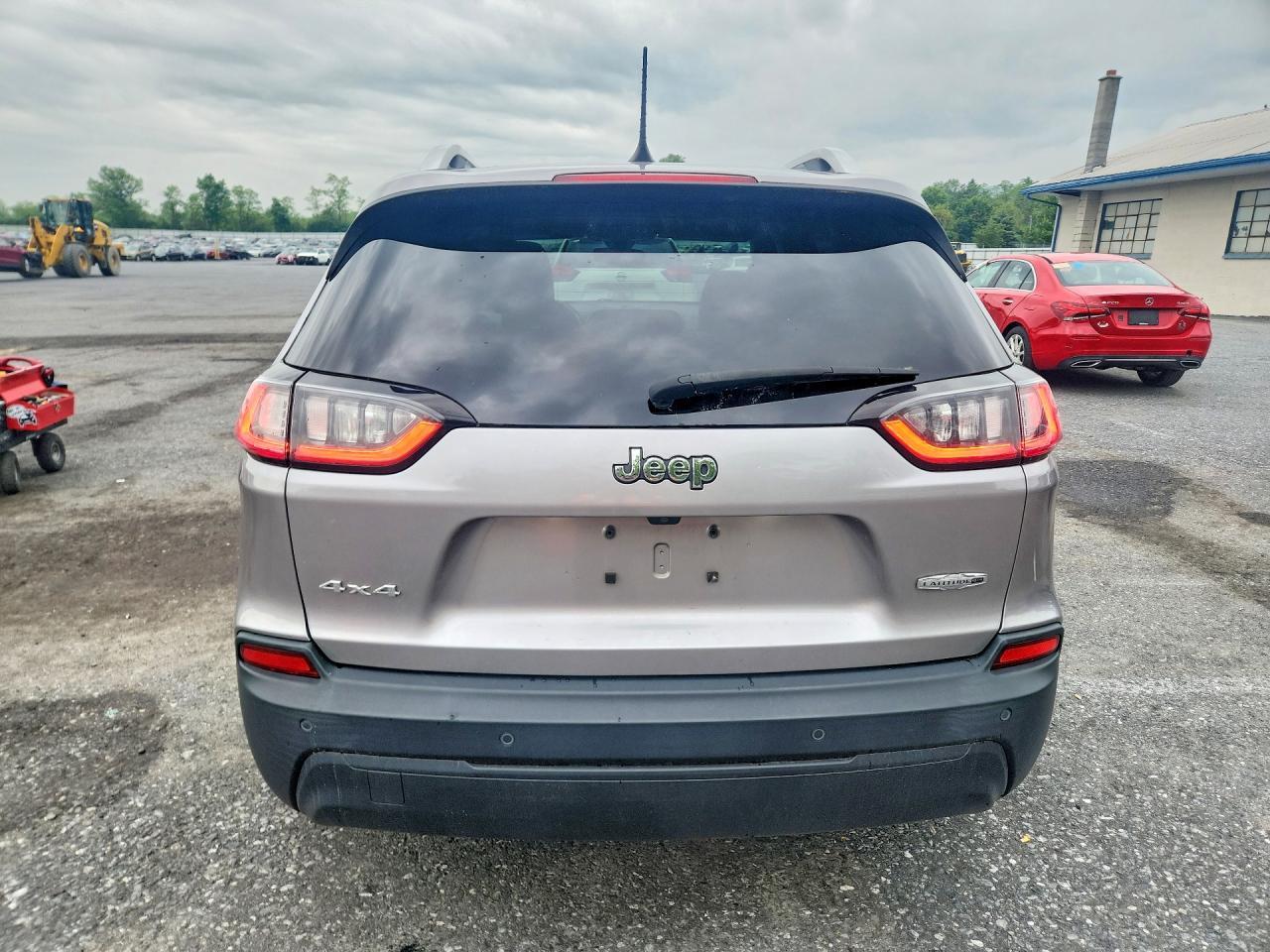 2019 JEEP CHEROKEE