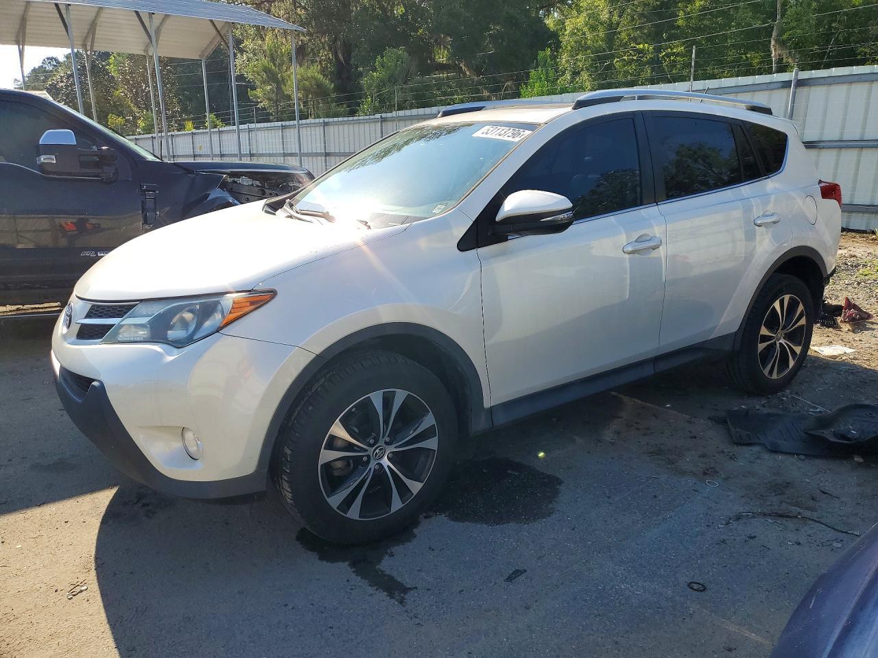 2015 TOYOTA RAV4