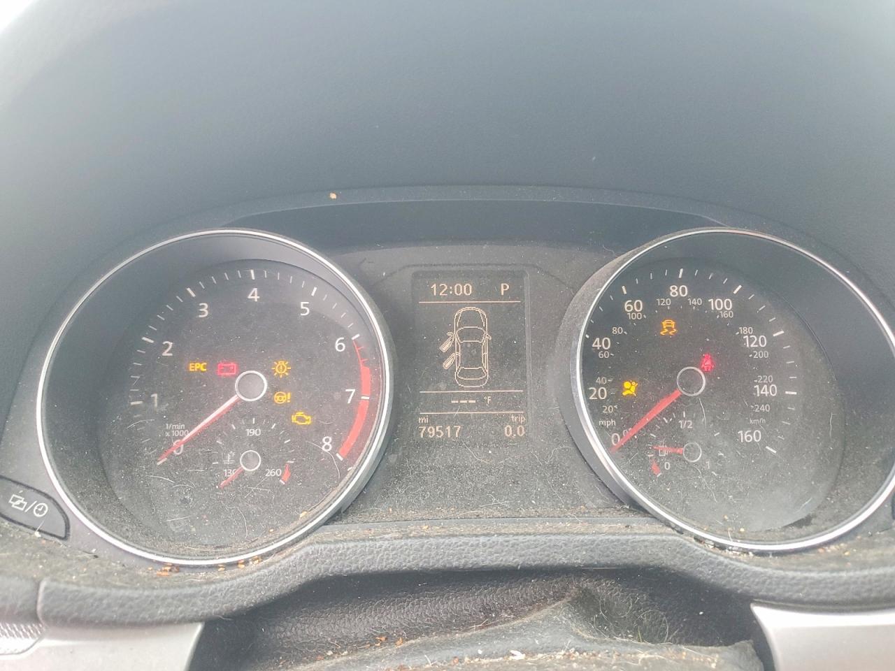 2016 VOLKSWAGEN Passat