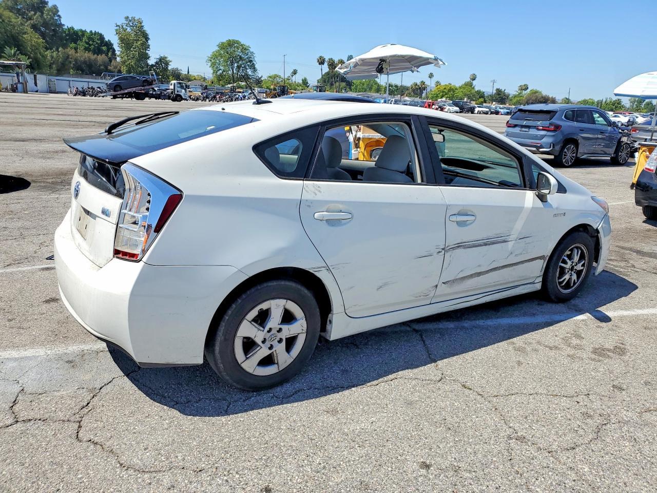 2010 TOYOTA PRIUS