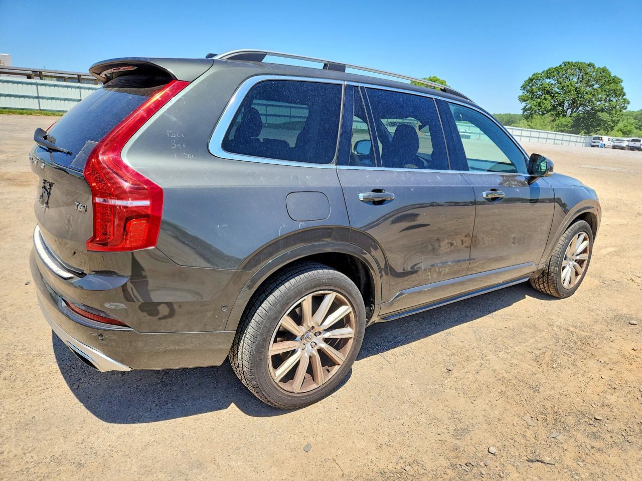 2018 VOLVO XC90