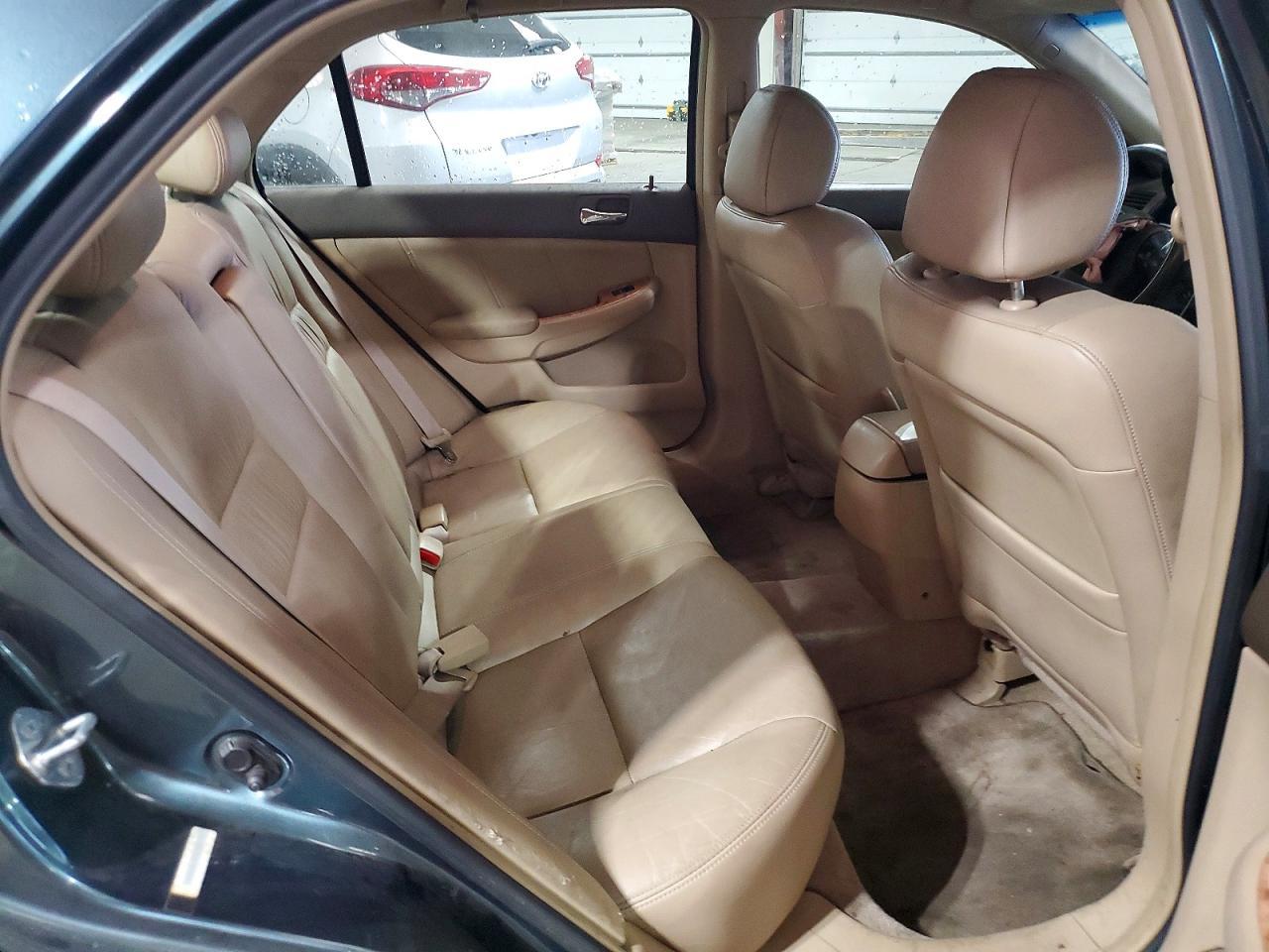 2004 HONDA ACCORD