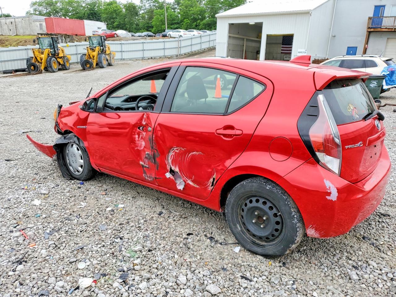 2016 TOYOTA Prius c