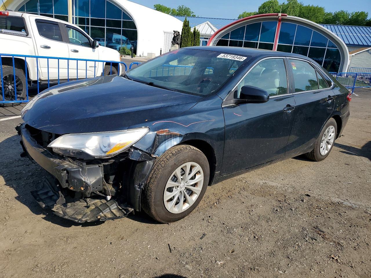 2017 TOYOTA CAMRY