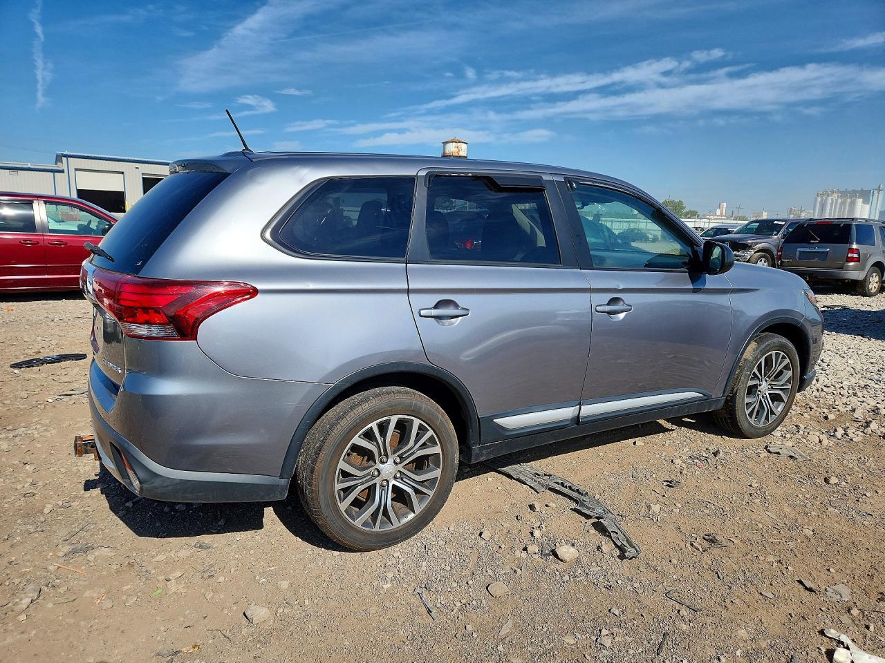 2016 MITSUBISHI outlander