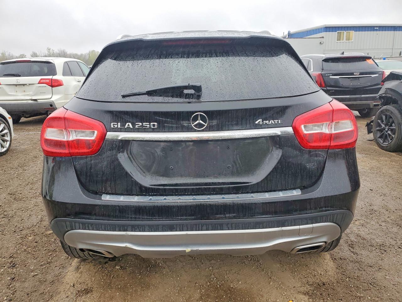 2016 MERCEDES-BENZ GLA-Class