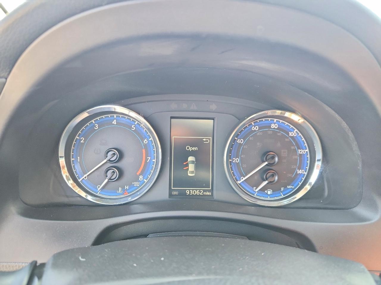 2017 TOYOTA COROLLA