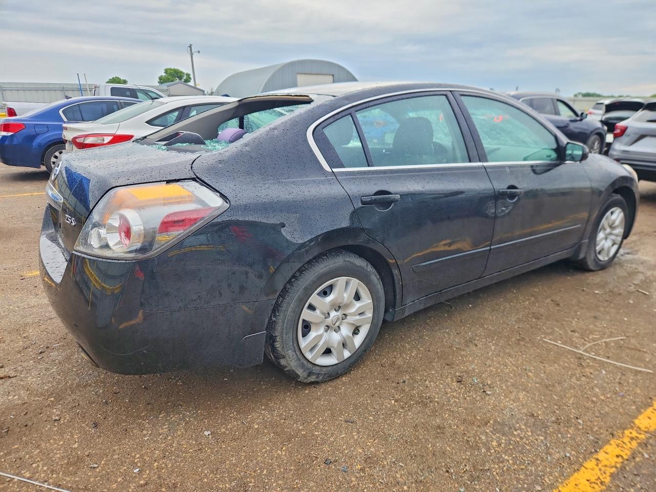 2010 NISSAN ALTIMA