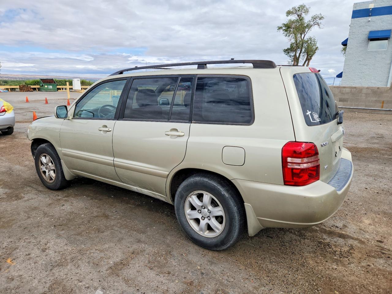 2003 TOYOTA HIGHLANDER