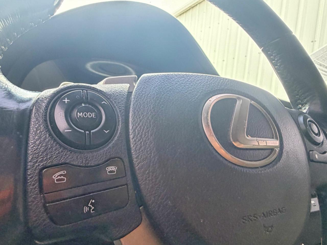 2016 LEXUS IS 200t