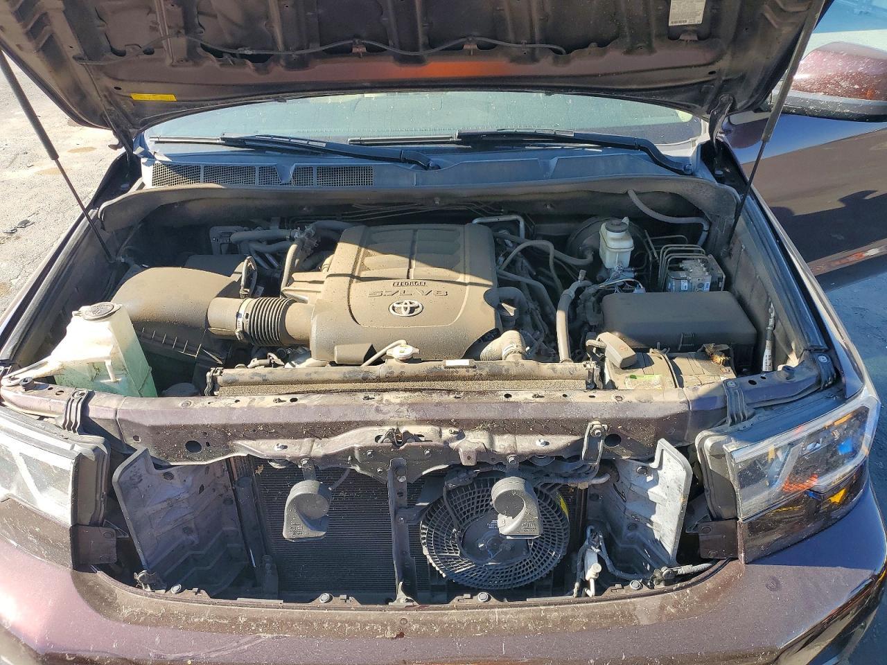2018 TOYOTA Sequoia