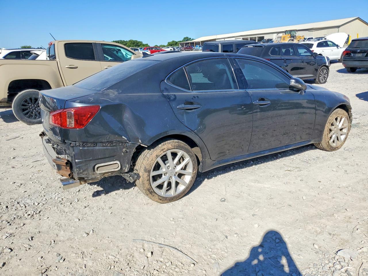 2011 LEXUS IS 250