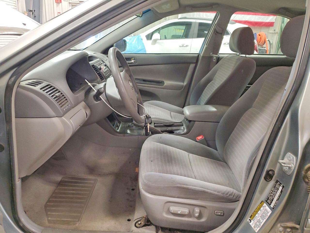 2005 TOYOTA CAMRY