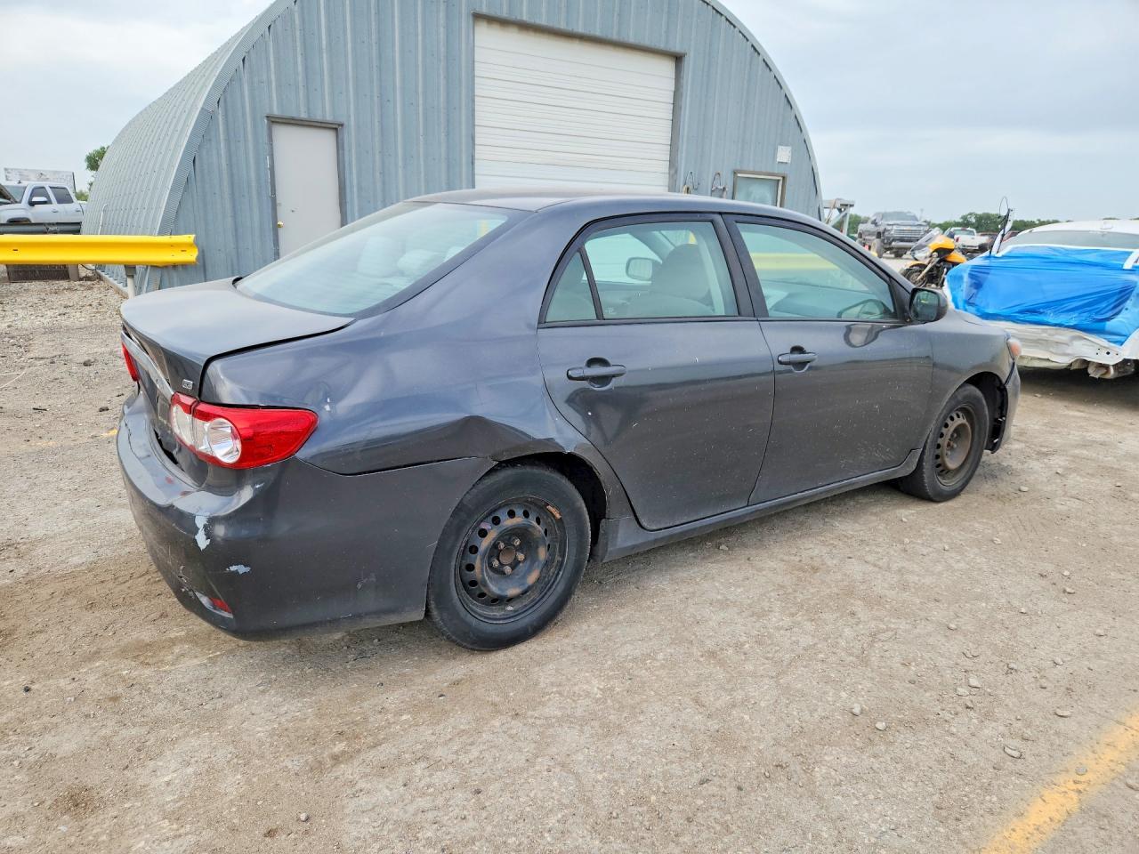 2011 TOYOTA COROLLA