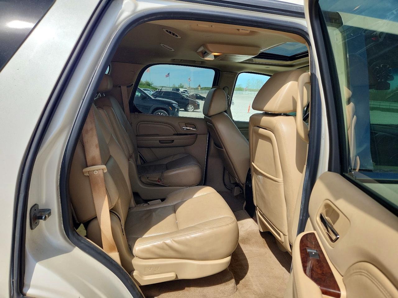 2009 CADILLAC ESCALADE