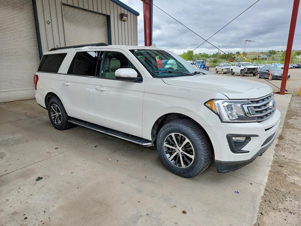 2021 FORD Expedition