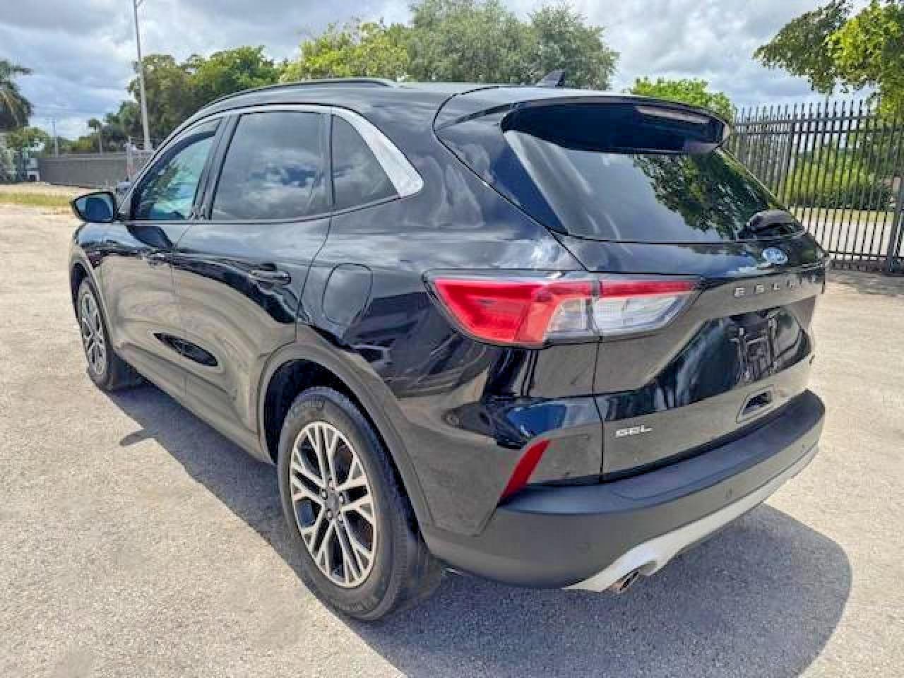 2020 FORD ESCAPE