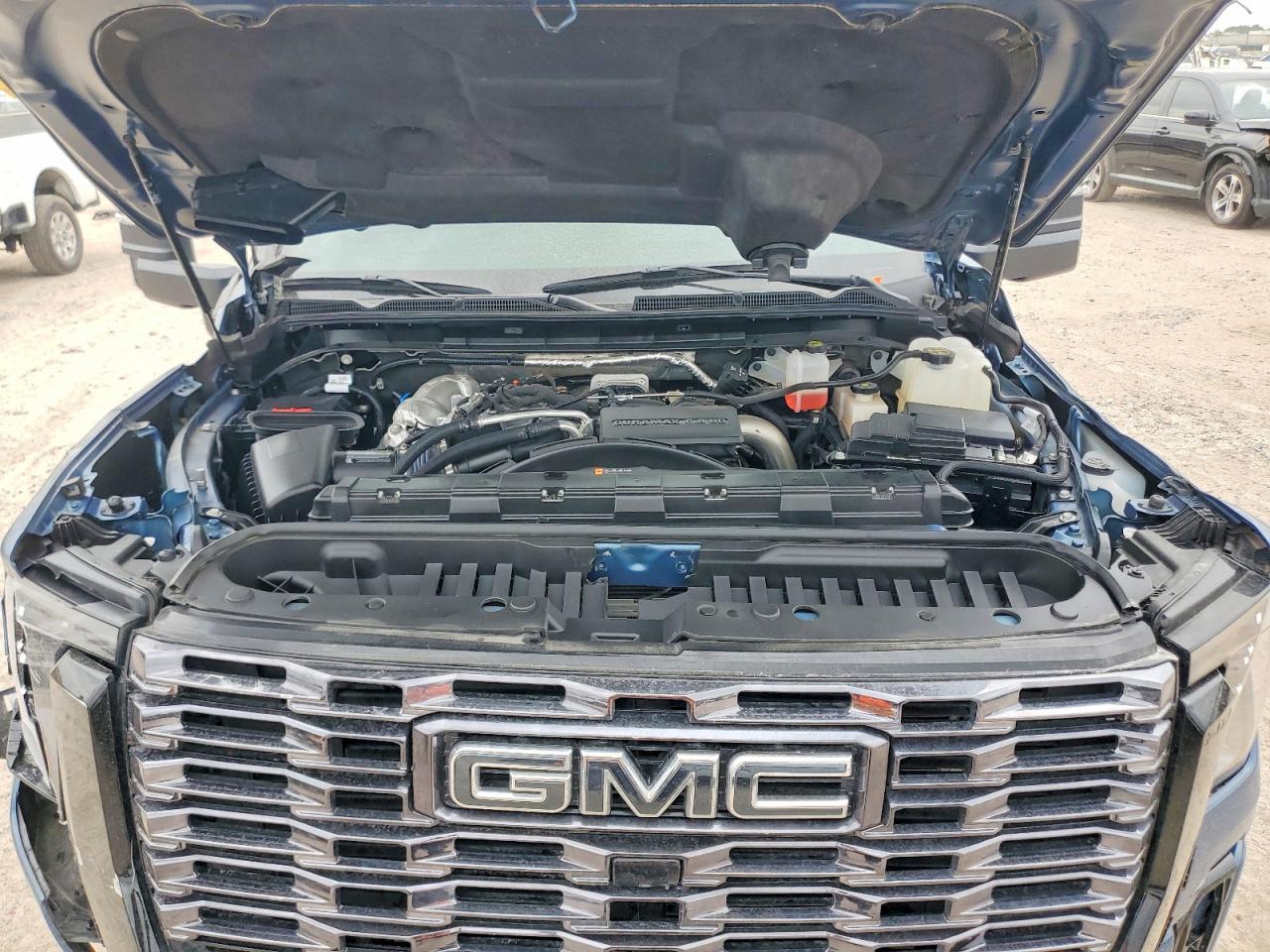 2025 GMC Sierra