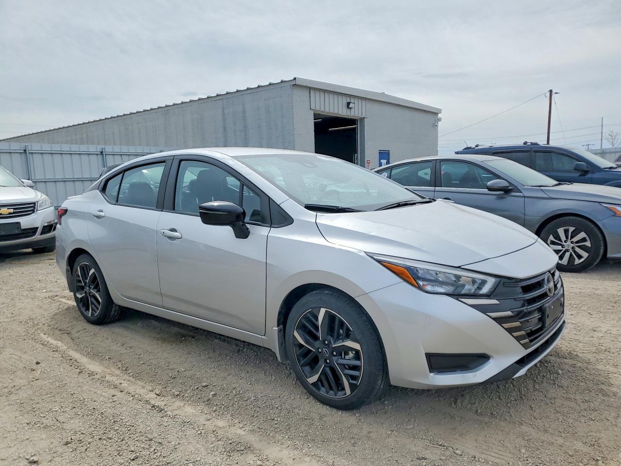 2024 NISSAN VERSA