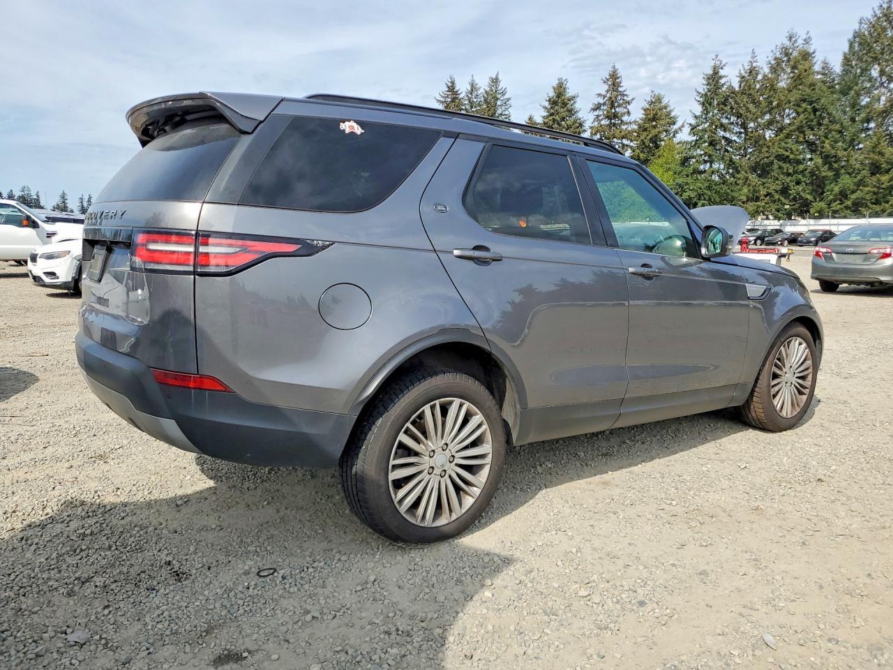 2017 LAND ROVER Discovery