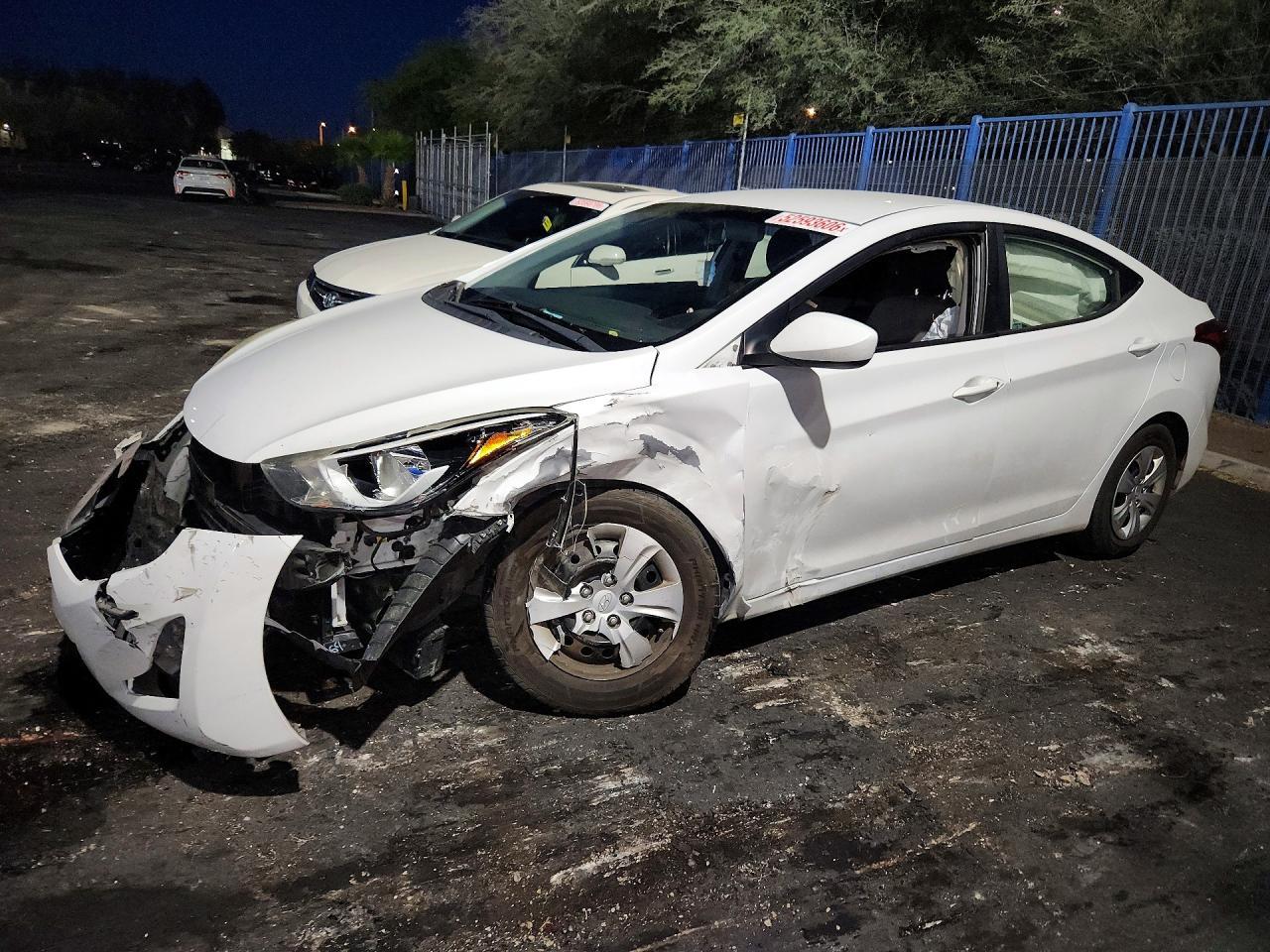 2016 HYUNDAI ELANTRA