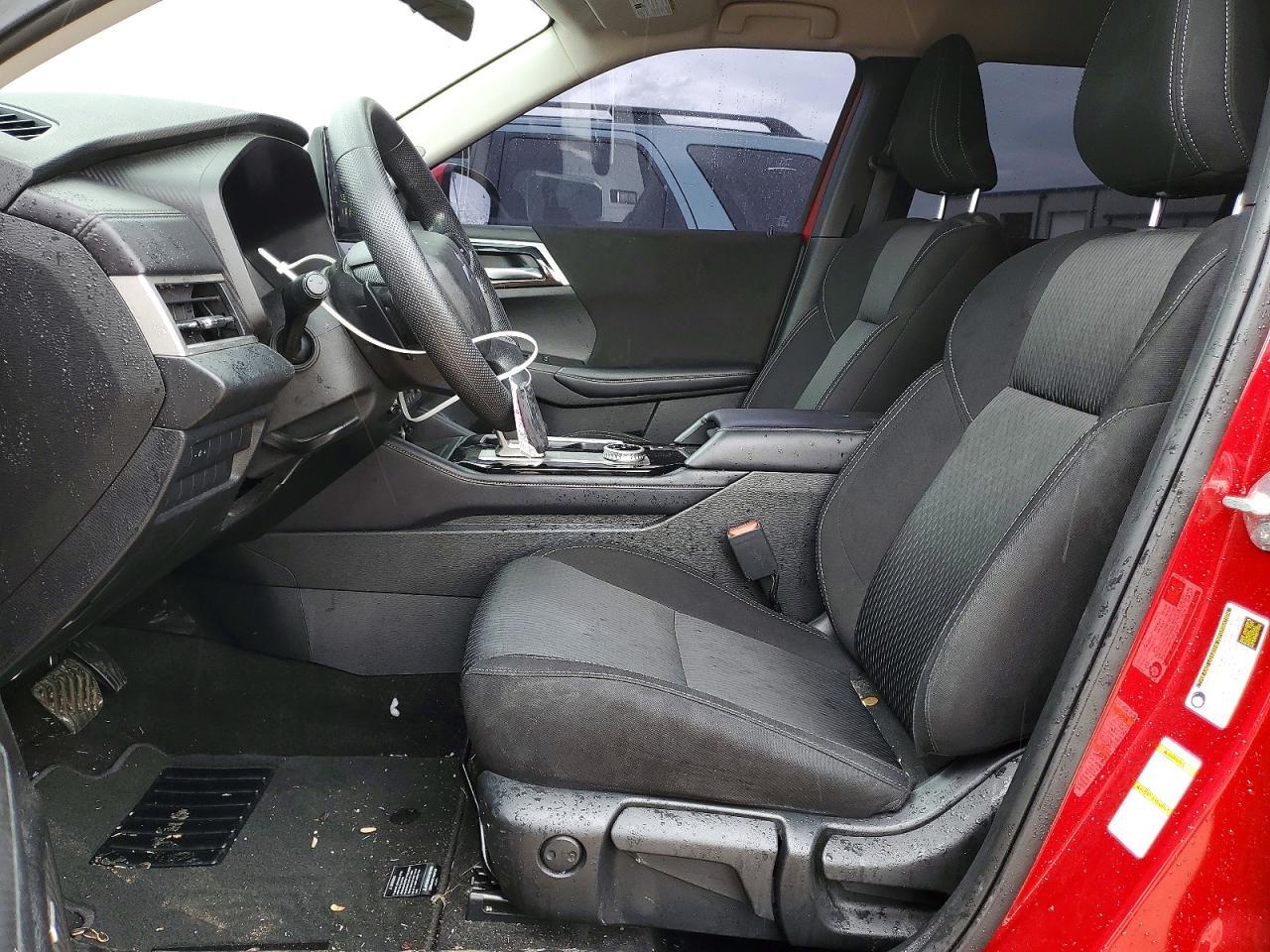 2025 MITSUBISHI outlander