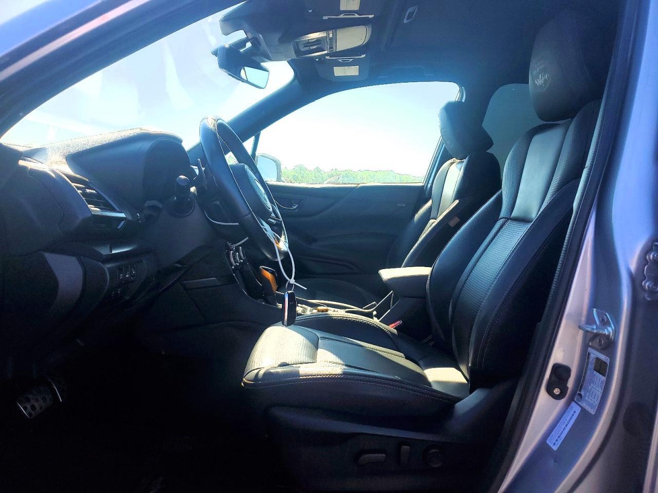 2022 SUBARU FORESTER