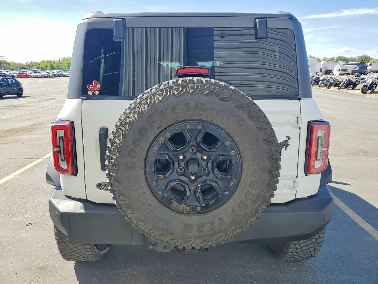 2024 FORD Bronco