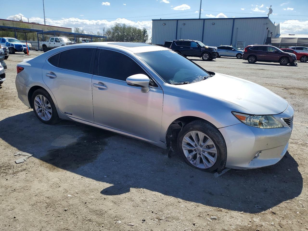 2013 LEXUS ES 300H