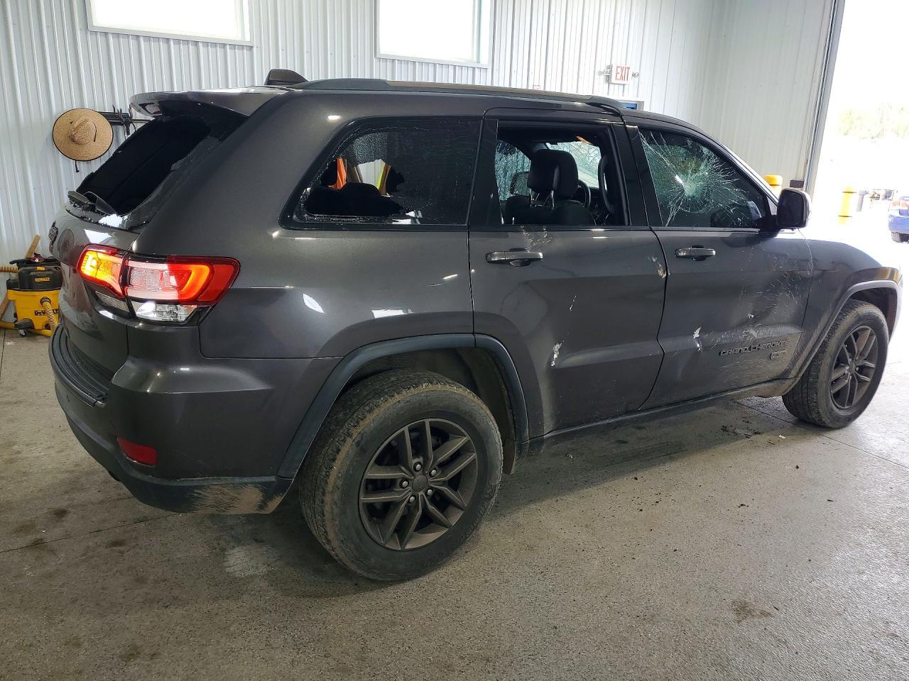 2016 JEEP Grand Cherokee