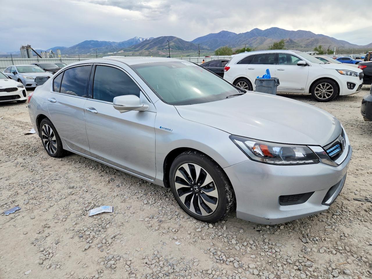 2014 HONDA ACCORD