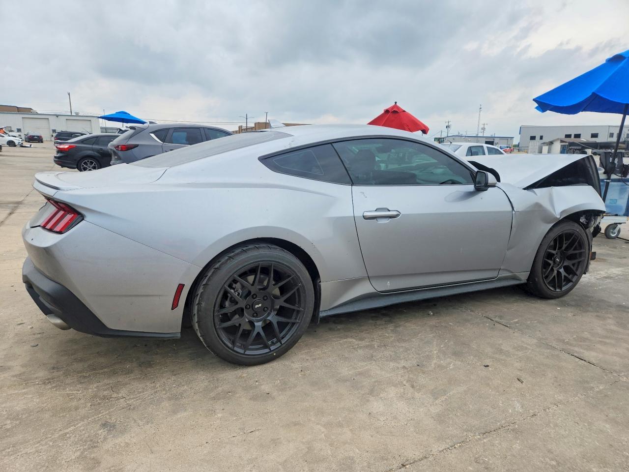 2024 FORD MUSTANG