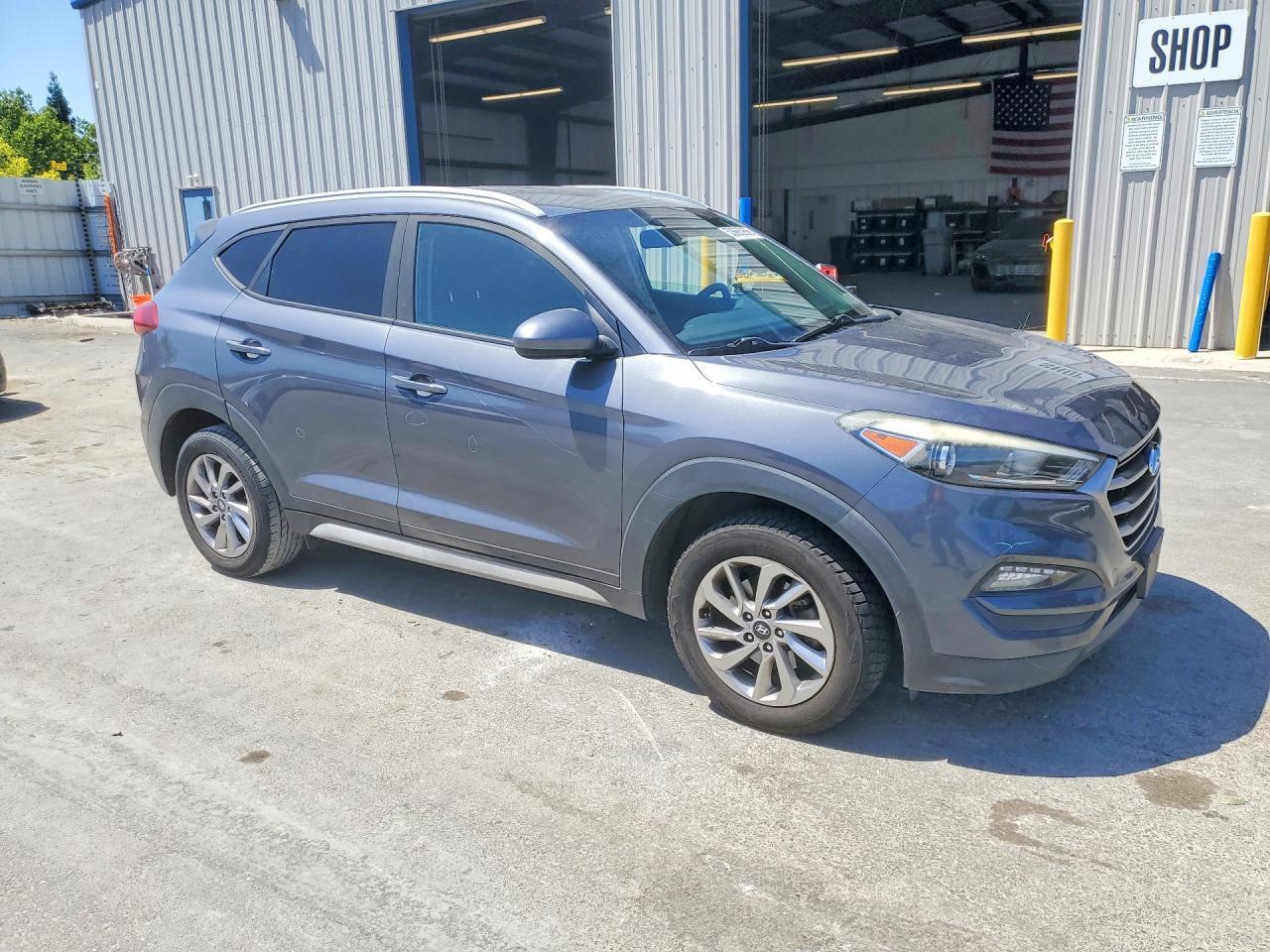 2018 HYUNDAI TUCSON