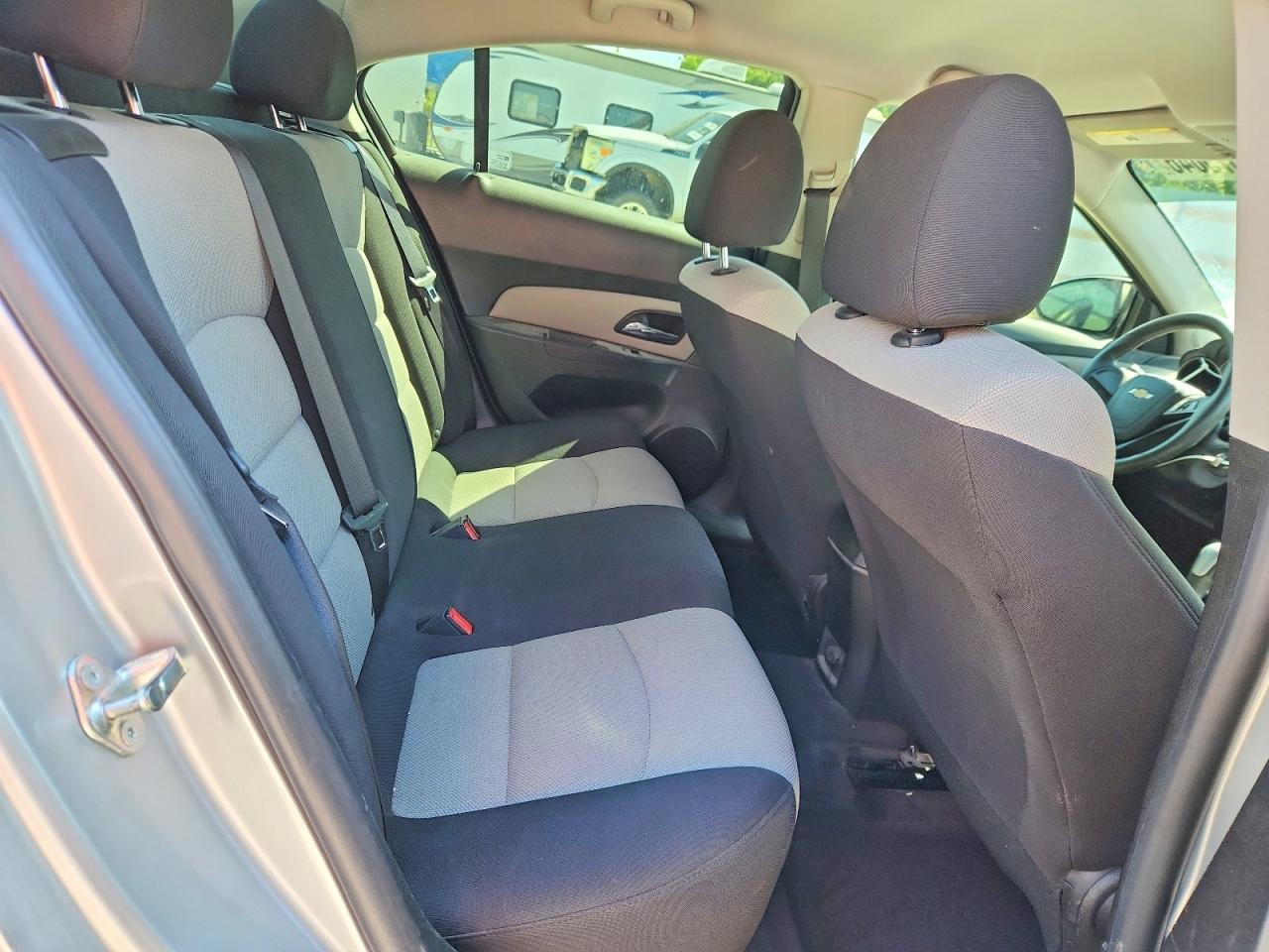 2015 CHEVROLET CRUZE