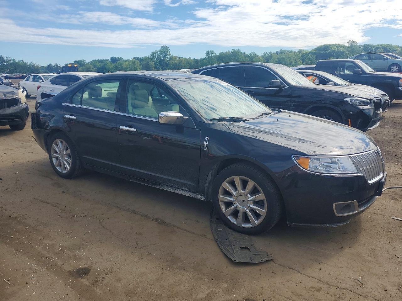 2012 LINCOLN MKZ