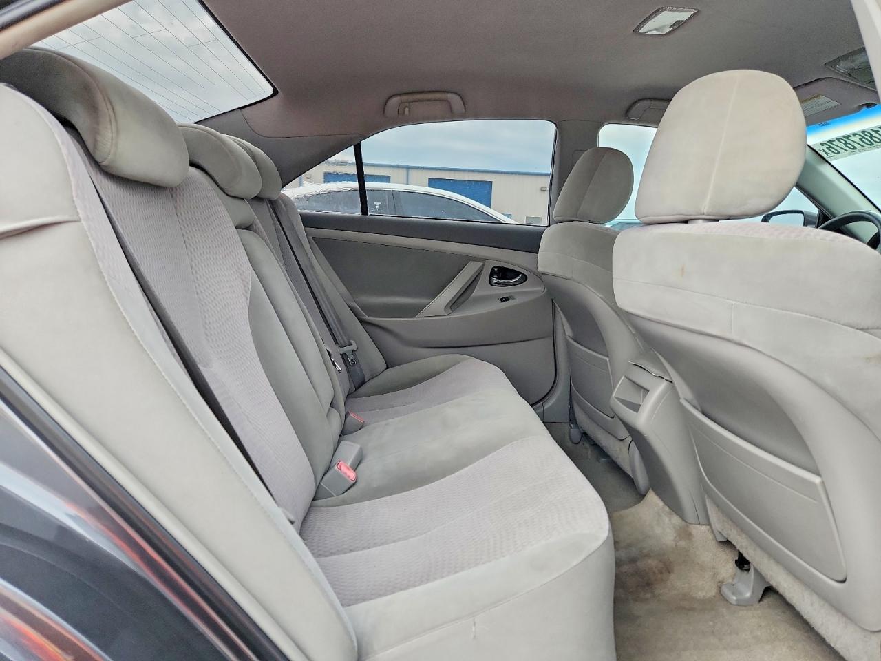 2010 TOYOTA CAMRY