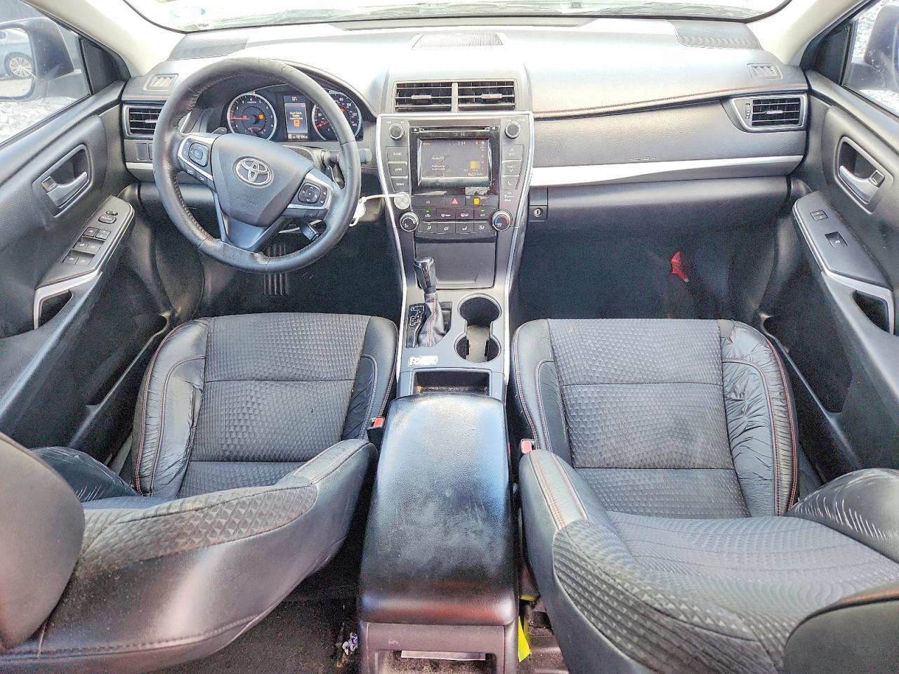 2015 TOYOTA CAMRY