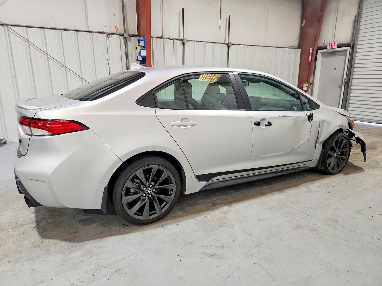 2025 TOYOTA COROLLA