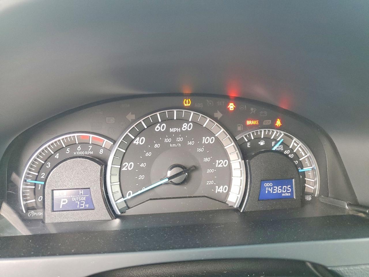 2014 TOYOTA CAMRY