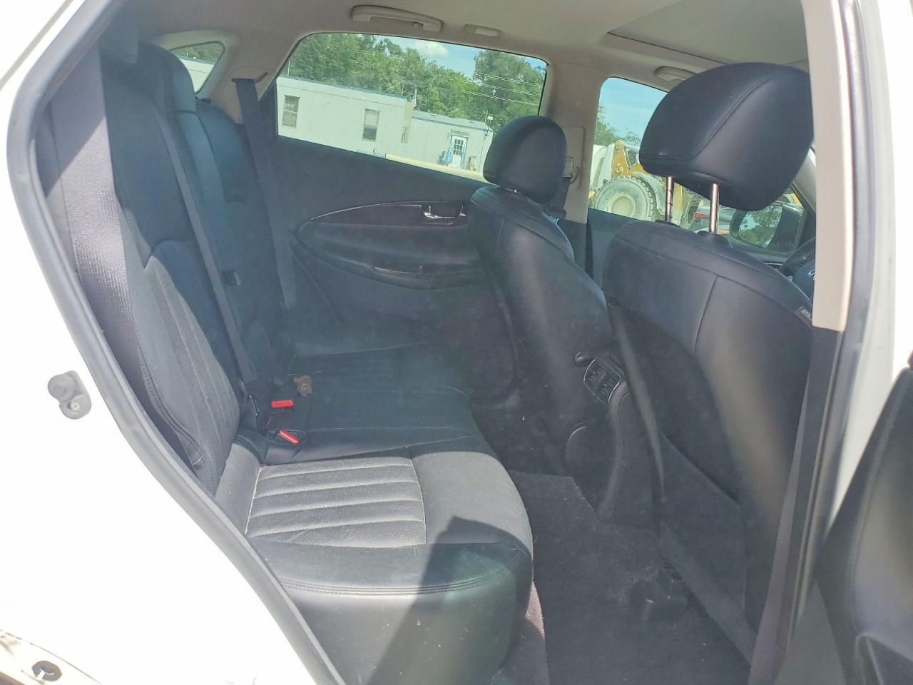 2016 INFINITI QX50