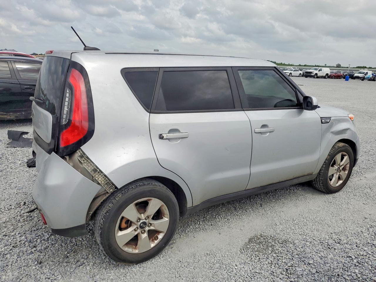 2017 KIA SOUL