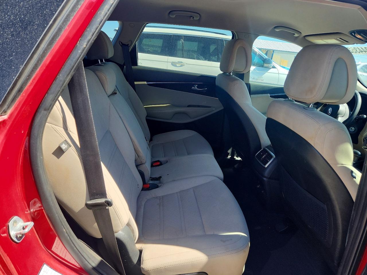 2017 KIA SORENTO