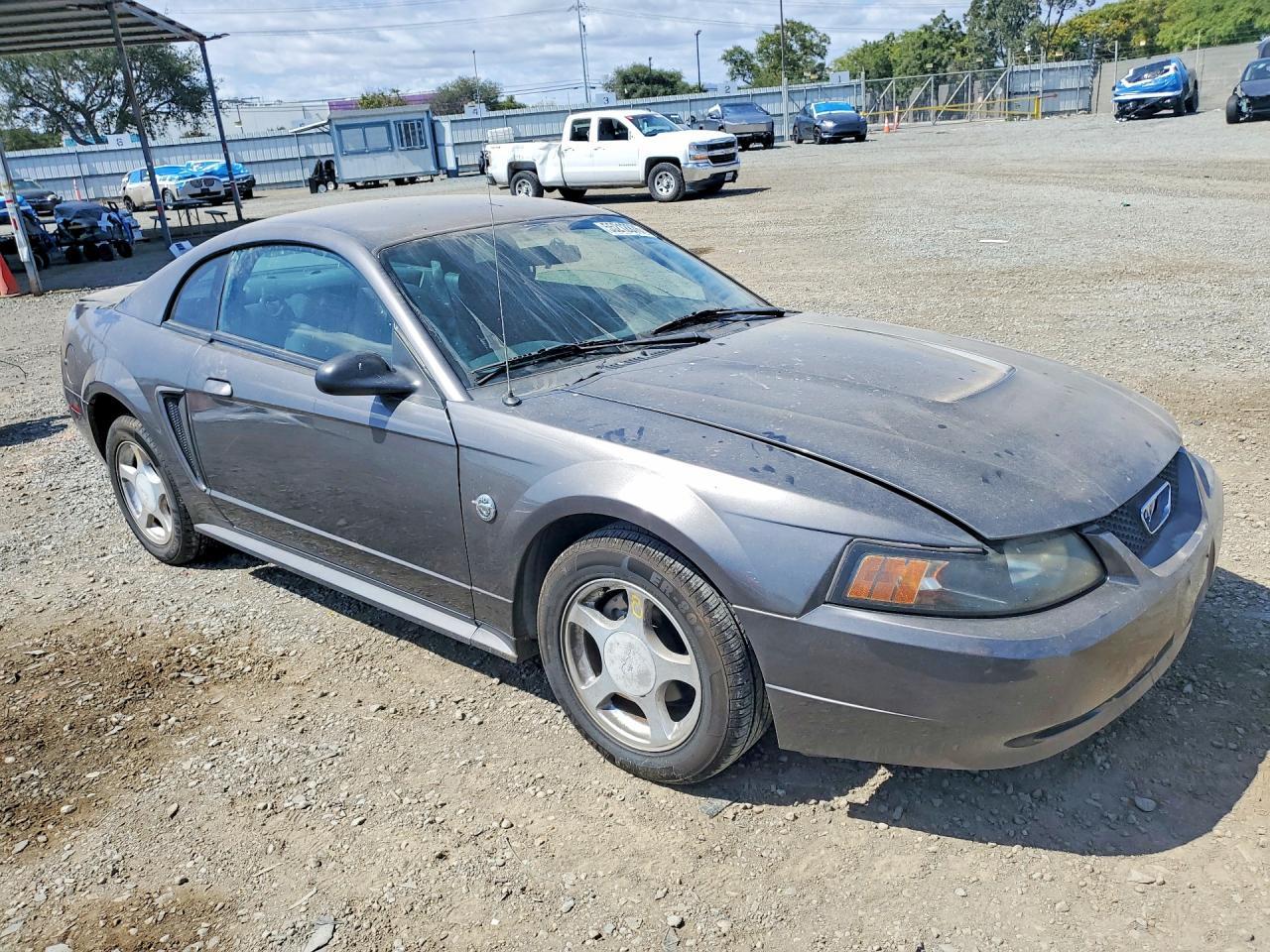 2004 FORD MUSTANG