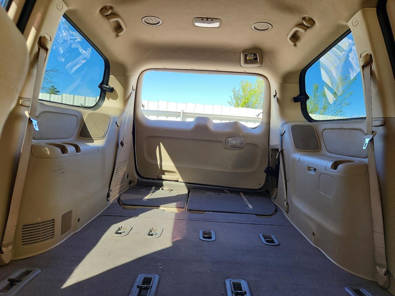 2010 KIA SEDONA