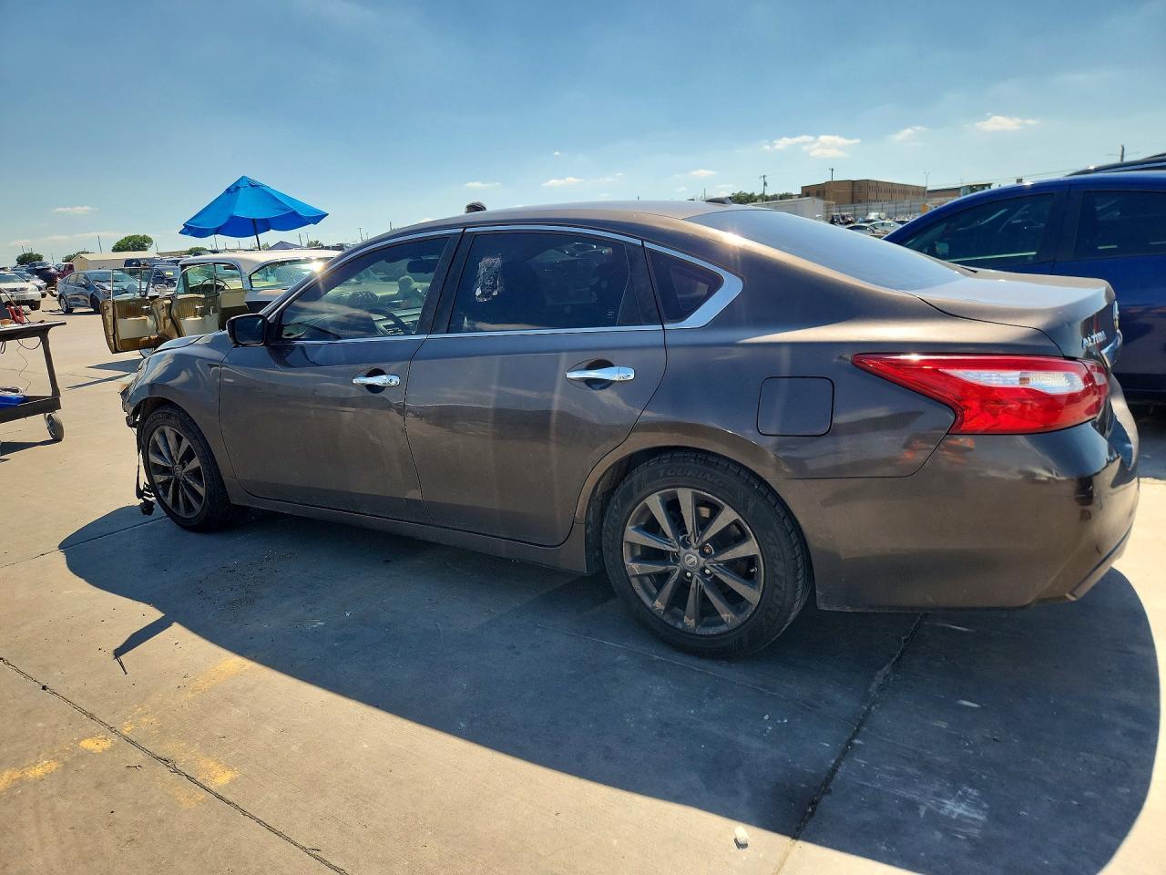 2017 NISSAN ALTIMA