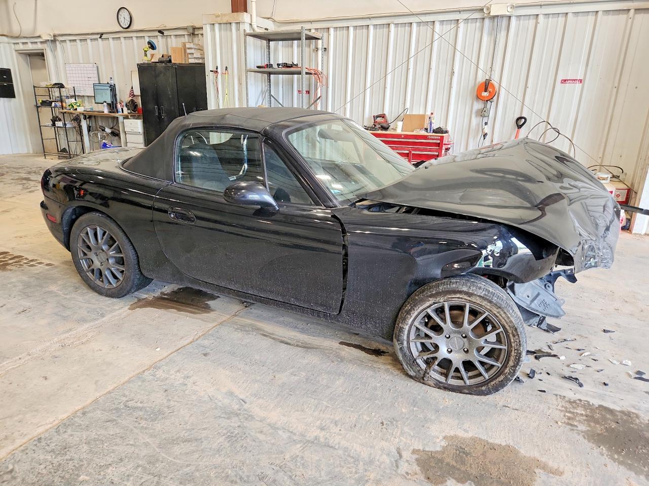 2000 MAZDA MX-5 Miata