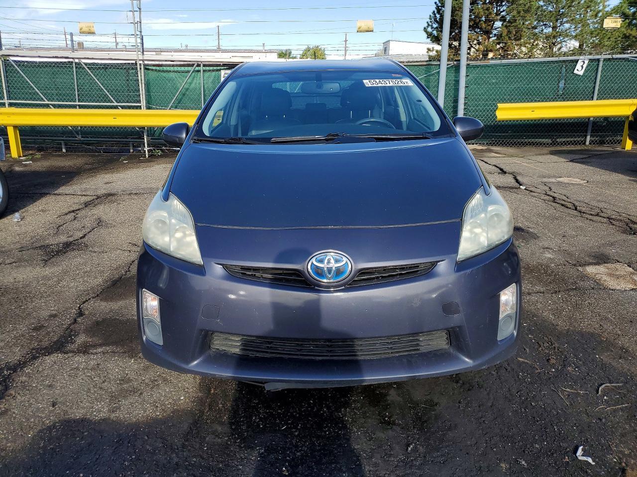 2011 TOYOTA PRIUS