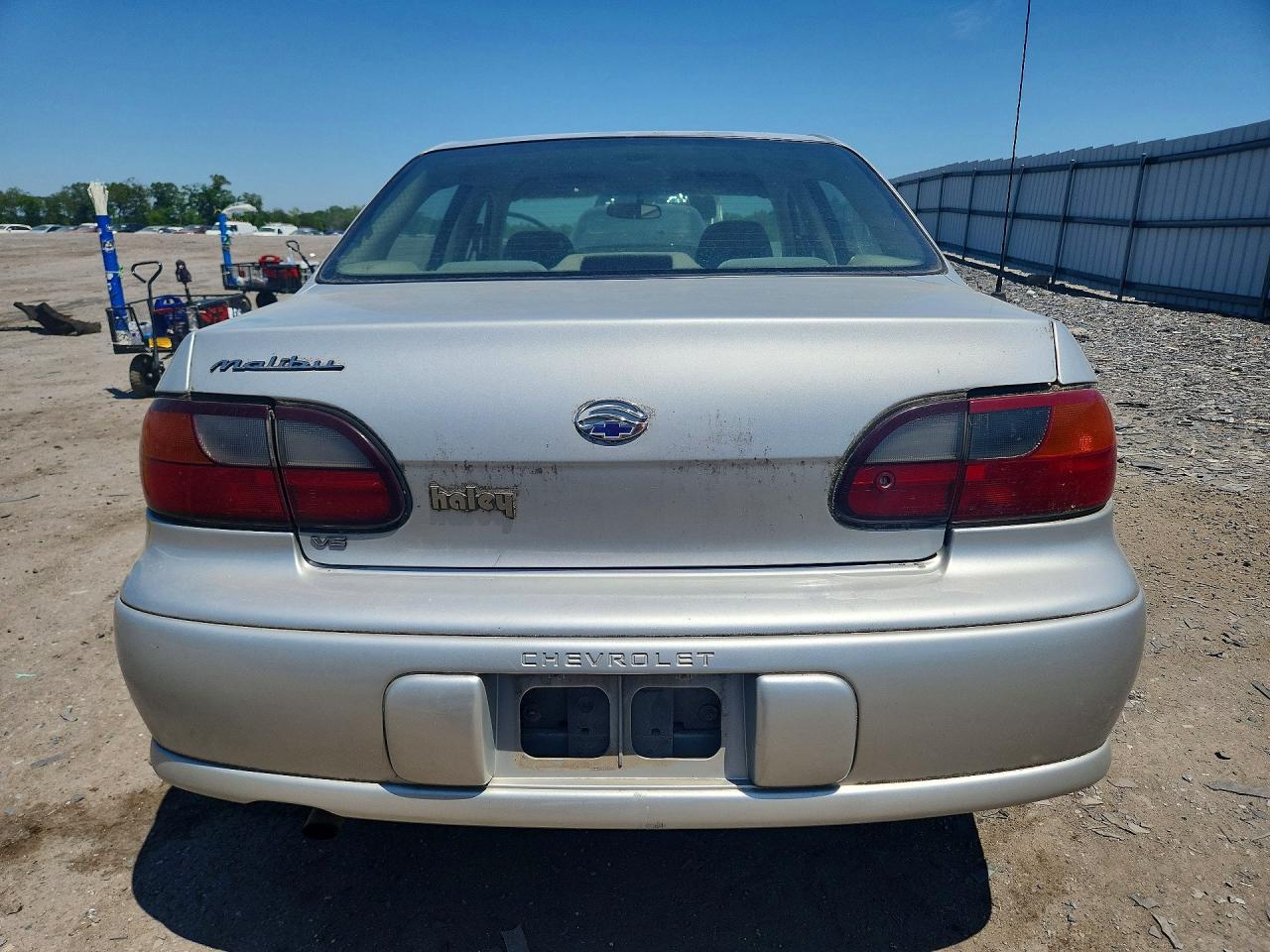 2001 CHEVROLET MALIBU