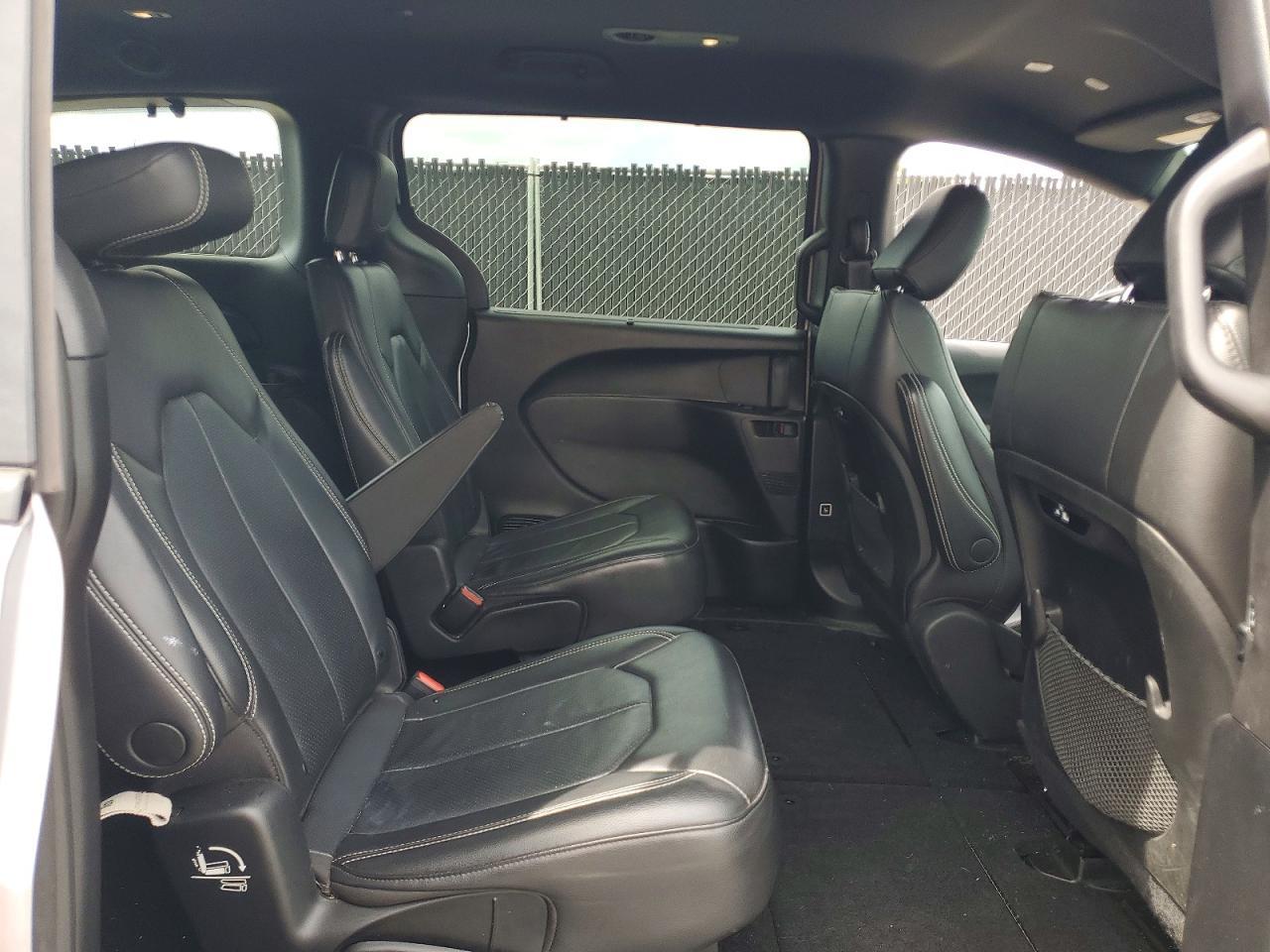 2021 CHRYSLER Pacifica